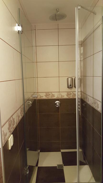 Garni Hotel Contact Belgrade Extérieur photo
